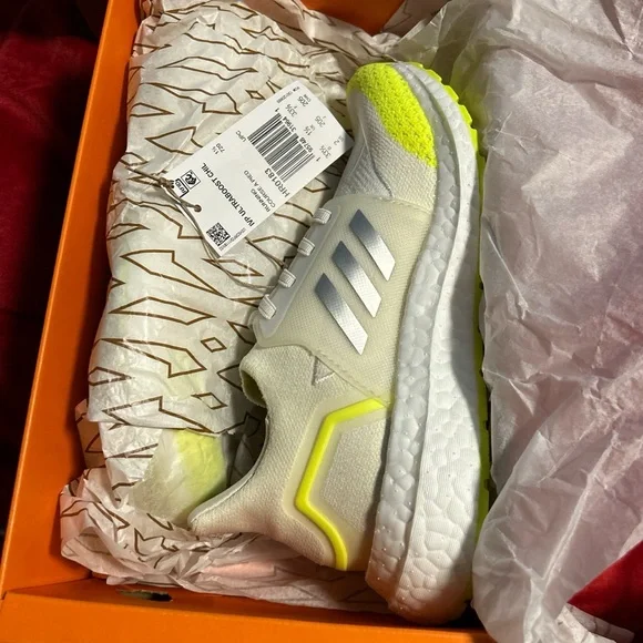 adidas gazelle silver green womens Adidas X Ivy Park Mens Ultraboost OG Shoes Nmarin – Extra Butter